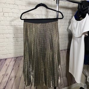 Lush long black gold pleated skirt